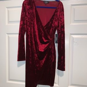 LULUS NEVER WORN w/ tag